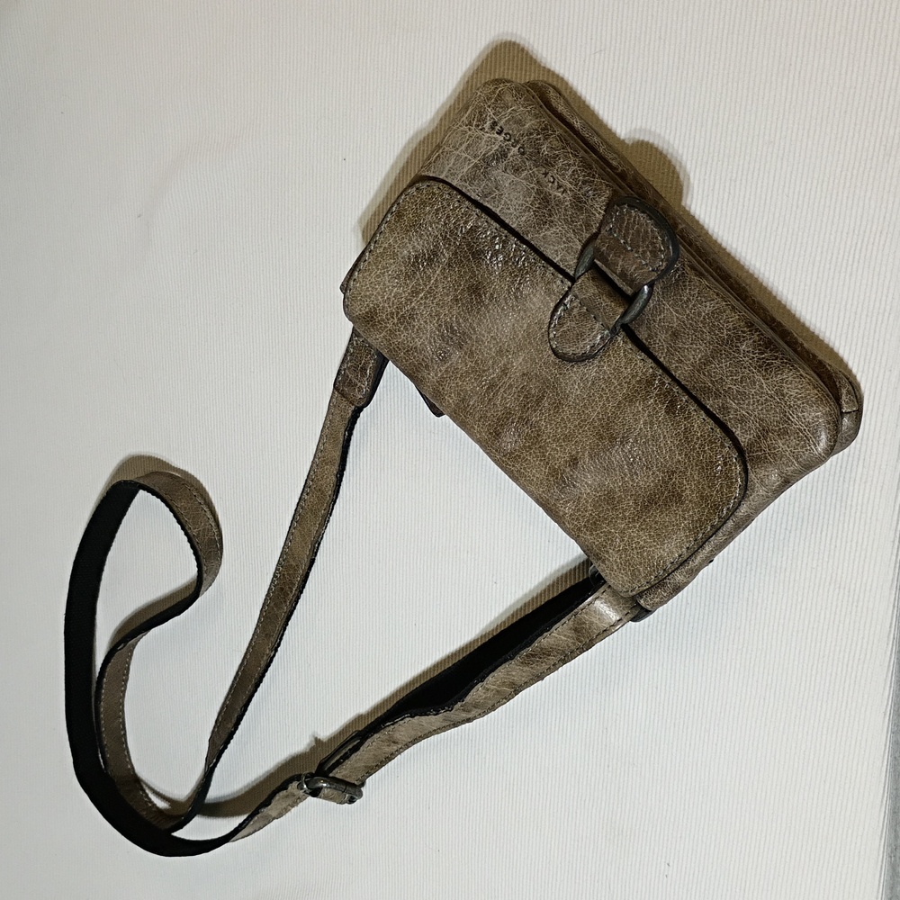 Jack Georges Rustic Crossbody - Picture 6 of 7